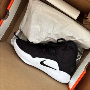 Nike Hyperdunk X TB in Black and White
